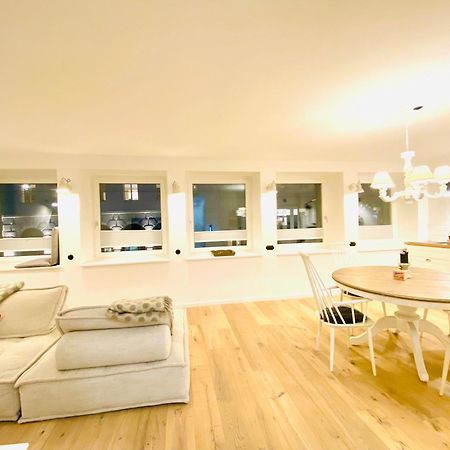 5 Minutes To At St.Stephan'S Apartamento Viena Exterior foto